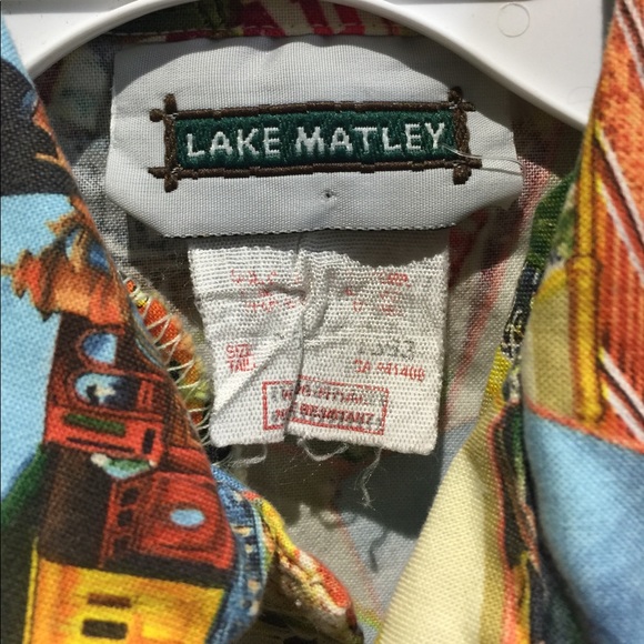 Lake Matley train shirt with khaki shorts set 3T - Picture 6 of 7
